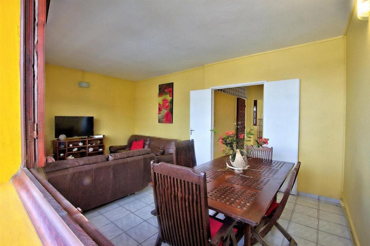 Appartement Tout Confort Sainte-Anne  Eksteriør bilde