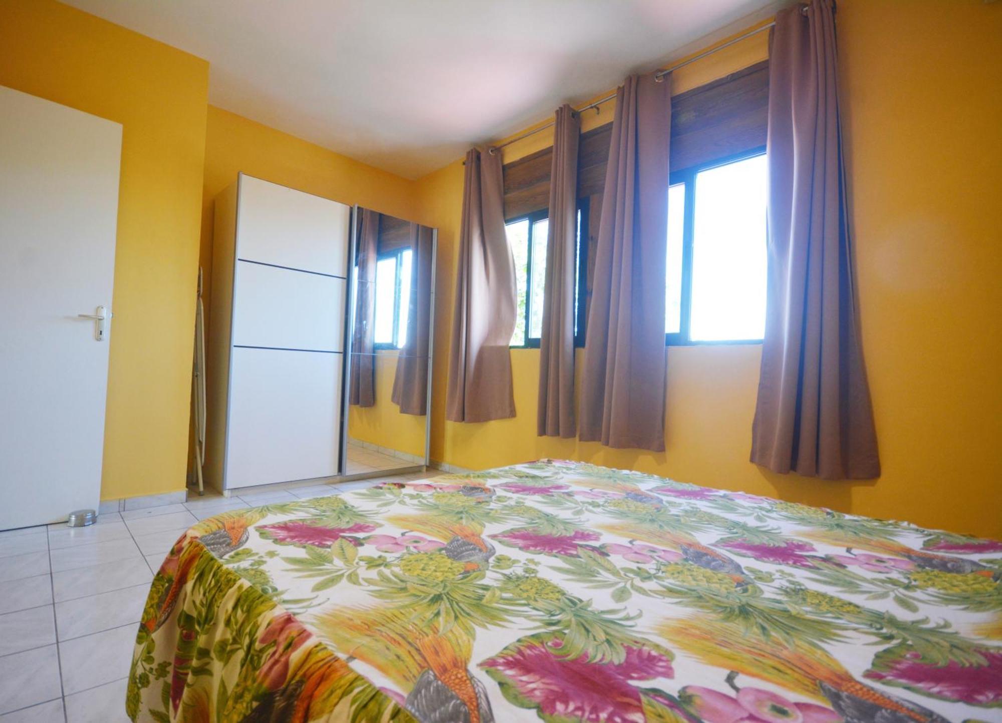 Appartement Tout Confort Sainte-Anne  Eksteriør bilde
