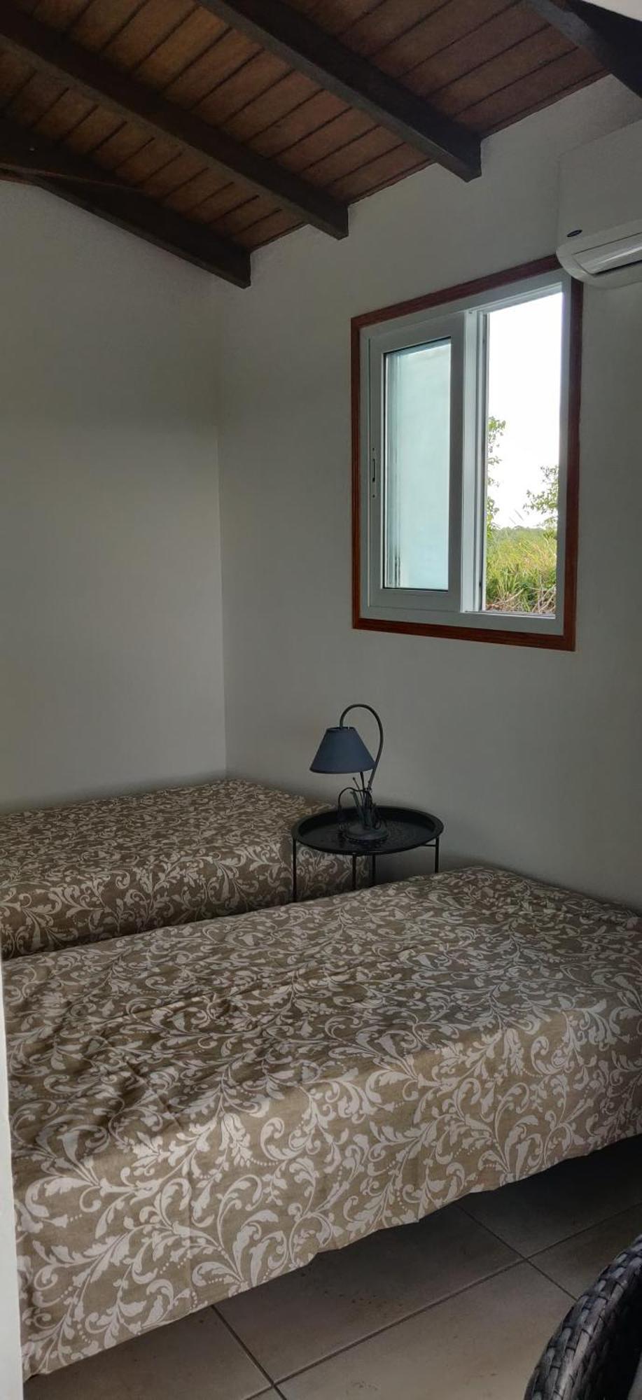Appartement Tout Confort Sainte-Anne  Eksteriør bilde