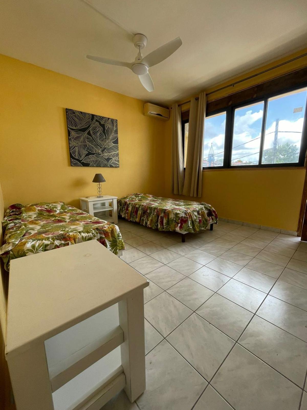 Appartement Tout Confort Sainte-Anne  Eksteriør bilde