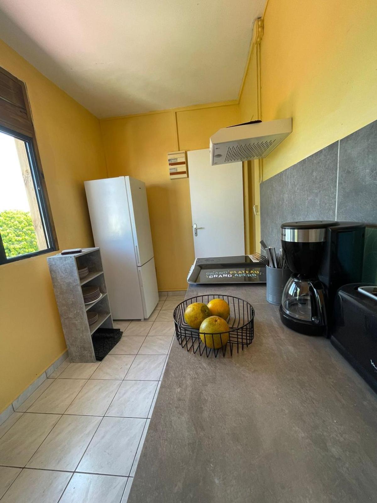 Appartement Tout Confort Sainte-Anne  Eksteriør bilde