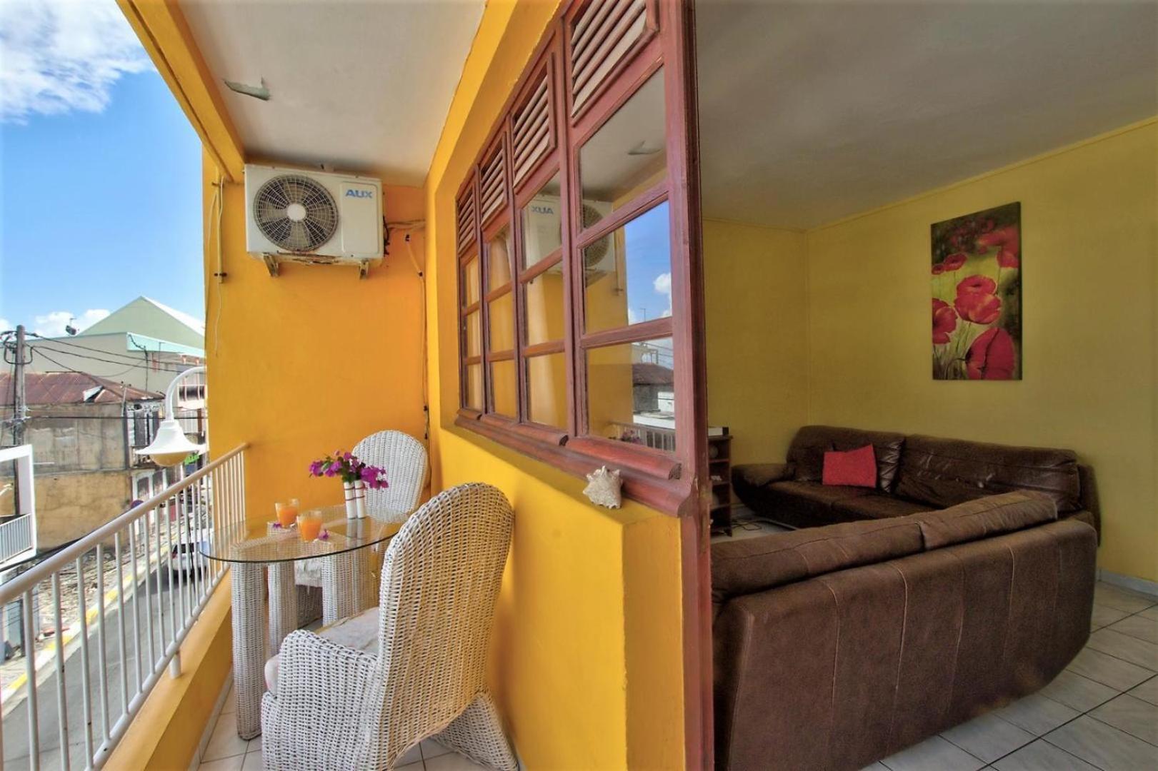Appartement Tout Confort Sainte-Anne  Rom bilde